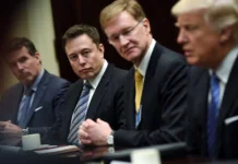 Former US President Donald Trump, nagpasalig nga hatagan sang papel sa Gabinete si Elon Musk kun siya ang magdaog sa US Presidential Election Former US President Donald Trump, nagpasalig nga hatagan sang papel sa Gabinete si Elon Musk kun siya ang magdaog sa US Presidential Election