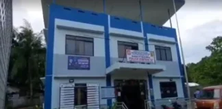 Duha ka makaduluda nga persona nga nagalibot sa area of responsibility sang Bacolod Police Station 10, ginapatihan nga nagasurveillance nga NPA members