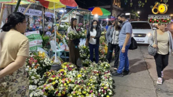 Vendor sang bulak kag kandila para sa UNDAS 2026 sa Bacolod City, ginhatagan na sang special permit Vendor sang bulak kag kandila para sa UNDAS 2026 sa Bacolod City, ginhatagan na sang special permit