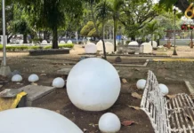 Negros Occidental Historical Council, nanawagan kay Mayor Greg Gasataya nga kakason ang mga light balls nga ginbutang sa Bacolod City Public Plaza