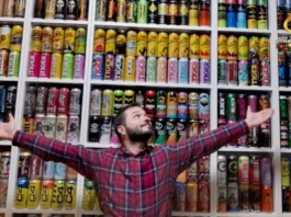 Lalaki, nakabatun sang Guinness World Records sa may pinakamadamo nga energy drink collection gikan sa nagkalainlain nga pungsod