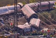 68 ka persona, patay sa pagbunggu-anay sang duha ka high-speed train sa Spain