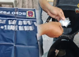 13 ka sachet sang suspected shabu, narecover sa gin-abandonar nga naaksidente nga motorsiklo sa Brgy 1., Bacolod City 13 ka sachet sang suspected shabu, narecover sa gin-abandonar nga naaksidente nga motorsiklo sa Brgy 1., Bacolod City
