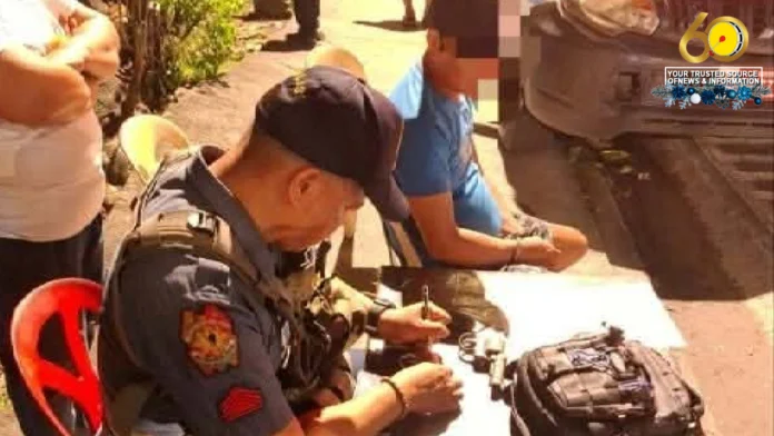 Lalaki nga nakuhaan sang duha ka armas-luthang sa checkpoint sa Talisay City, napasakaan na sang kaso Lalaki nga nakuhaan sang duha ka armas-luthang sa checkpoint sa Talisay City, napasakaan na sang kaso