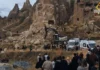 Tatlo patay, matapos matiphag ang isa ka volcanic rock formation sa tourist destination sa Turkey Tatlo patay, matapos matiphag ang isa ka volcanic rock formation sa tourist destination sa Turkey