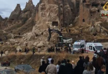 Tatlo patay, matapos matiphag ang isa ka volcanic rock formation sa tourist destination sa Turkey