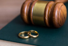 Maisaksakad a divorce bill, saan pay a napirmaan iti Senado, nasao a gakat saan a panangdadael iti maysa a pamilia