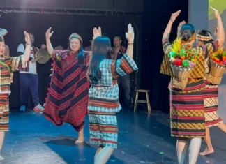 Kaunaan a Gong Festival, naipatungal idiay Dixon Place, USA ita a bulan