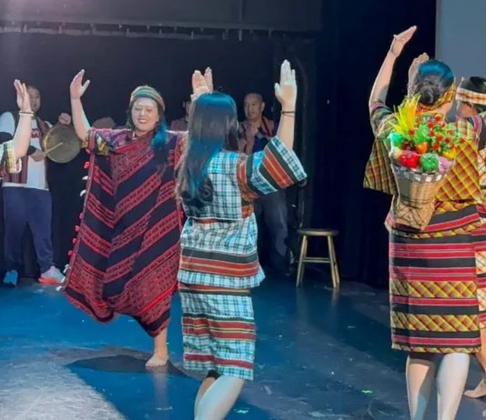 Kaunaan a Gong Festival, naipatungal idiay Dixon Place, USA ita a bulan