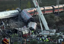Bilang ti pimmusay iti panagdinnungpar ti dua a high-speed train sadiay Spain, dumanunen iti 69