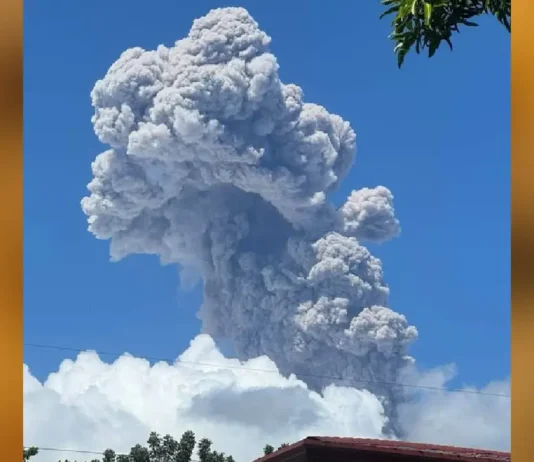Bulkang Mayon, subling gi-isa sa alert level 3 human ang natalang eruption