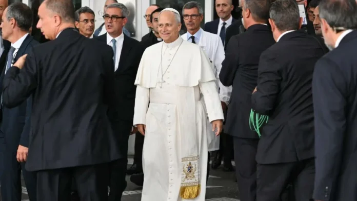Pope Leo XIV nakagawas na sa hospital human sa cancer surgery