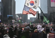 Liboan ka mga Koreano nagprotesta ug nagpakita og suporta taliwala sa 2nd impeachment ni Yoon