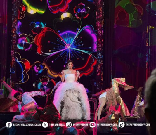 Regine Velasquez, nakadawat og standing ovation sa opening night sa sold-out ‘Finale’ concert