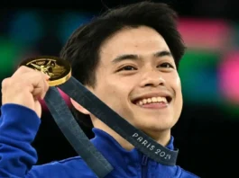 Carlos Yulo, nakasulod sa floor exercise ug vault finals sa World Championships