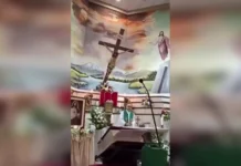 Pari sa Ecuador, namatay human maigo sa nahulog nga dakong krus atol sa Misa