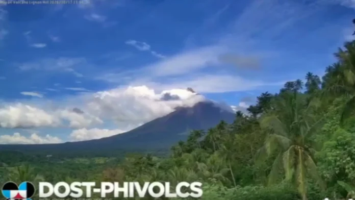 mayon-oc