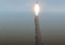 North Korea, subling naglunsad og mga ballistic missile