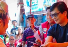 Presensiya ni CabSec Abalos sa ayuda para sa mga nasunugan sa Davao City, pinuna online; Opisyal nagpaliwanag