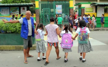 DepEd, pinapayagan ang pagsusuot ng sando sa mga paaralan sa gitna ng banta ng Super El Niño