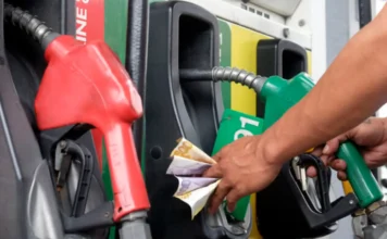 Gasolina, kerosene bumaba; diesel, sumipa ang presyo