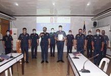 Pulis na nagsauli ng napulot na bag na may lamang pera at alahas worth 3M pinarangalan ng Pangasinan PNP