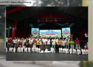 10-Kilong Bigas, ipinamahagi sa mga Senior Citizen ng Bayambang