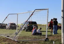 Dalawa patay, 10 sugatan matapos araruhin ng truck ang youth soccer match sa Kansas, USA