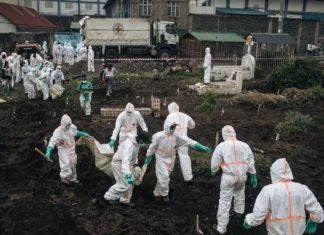 Kaso ng Ebola sa Congo, pumalo na sa 10,000