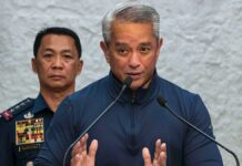 DILG SEC. REMULLA, NAGPASIDAAN NGA POSIBLENG DAGHAN ANG MAMATAY KON DAKPON SI SEN. BATO DELA ROSA