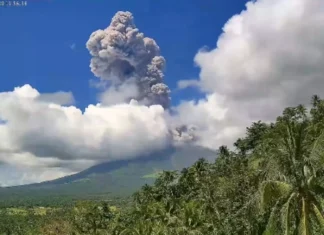DSWD, NAG-APOD-APOD OG PAGKAON UG TUBIG SA MGA EVACUEE SA ALBAY HUMAN SA PAG-BUTO SA MAYON