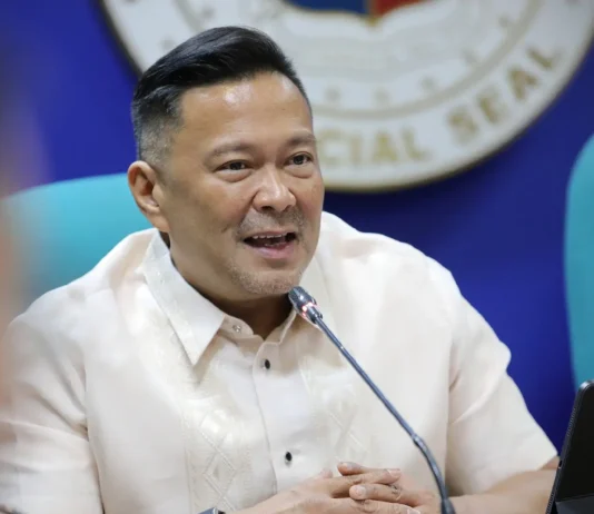 Senado lagmit mopagawas og resolusyon sa pagdeklarar sa Chinese persona non grata