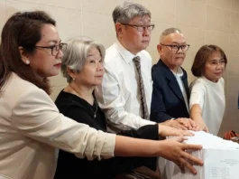 Rep. Garin ug ang ubang mga Medical Professionals Nag-awhag sa PRC nga Imbestigahan si Dr. Tony Leachon, gipasalig ni Leachon nga ang Iyang mga Pahayag Nagtumong sa Pagpanalipod sa mga Pilipino