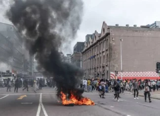LANGYAW PATAY HUMAN GI TABANGAN UG BUNAL UG 50 KA TAWO ATOL SA PROTESTA SA SOUTH AFRICA