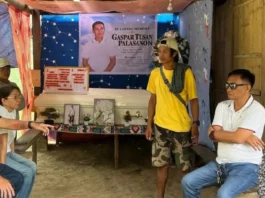 Mayor Ybing Salarda, naghatag og tabang sa pamilya sa duha ka mag-uuma nga namatay sa Datal Anggas