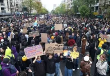 FRANCE, NAGPAKATAG OG LIBOAN KA PULIS ATOL SA BAG-ONG PROTESTA; 135 KA TAWO, GIDAKOP