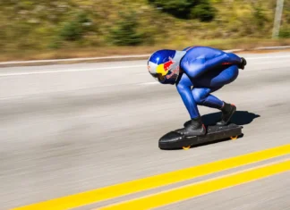 ‘Skateboarder’ gikan sa Spain, nakakab-ot sa bag-ong Guinness World Record sa pinakapaspas nga pagpadagan og ‘skateboard’