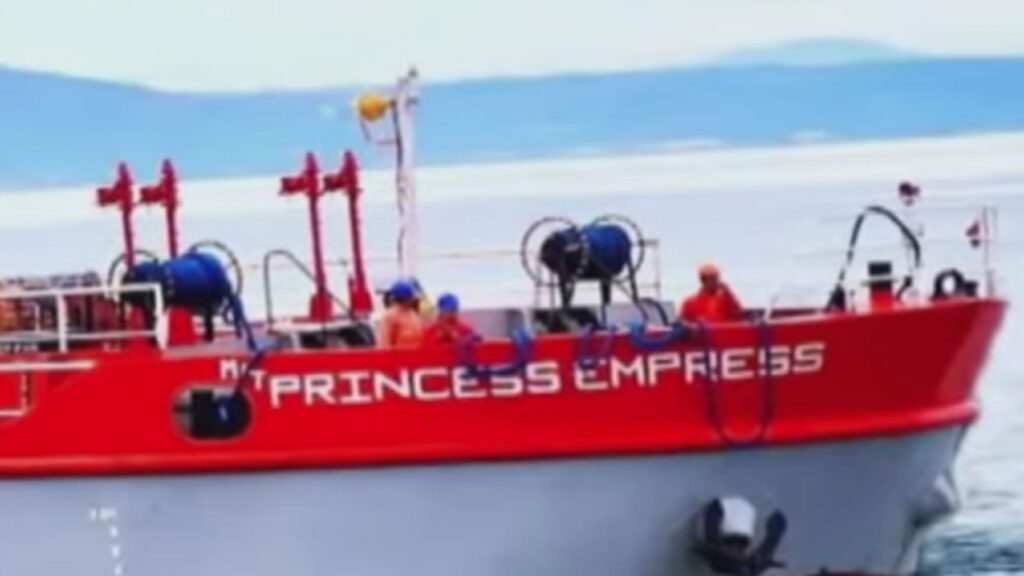 Duha ka tangke sang naglugdang nga MT Princess Empress, may presensya ...