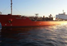 Chemical tanker, gin-atake samtang yara sa Middle East; Pinoy, nalakip sa crew