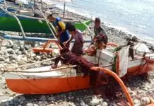 Duha ka manugpangisda sa San Joaquin, na-rescue matapos nagkulob ang ila baroto