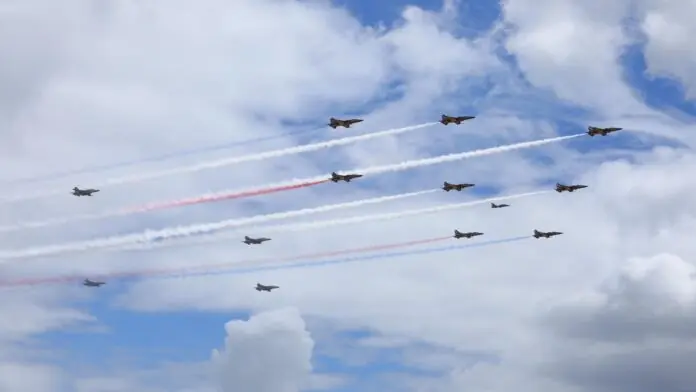 AIR SHOW