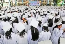 DEPED, nagpahanumdom sa mga buluthuan nga ginadumilian ang pagpanukot sang balayran para sa graduation ceremony