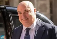 UK tech entrepreneur nga si Mike Lynch, lakip sa na-missing sa paglugdang sang yate sa Sicily