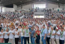 P10,000 nga Presidential Assistance, nabaton na sang farmers kag fisherfolks sa Dumangas, Iloilo