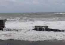 Seawall sa Antique, naguba bangud sa Bagyo Kristine