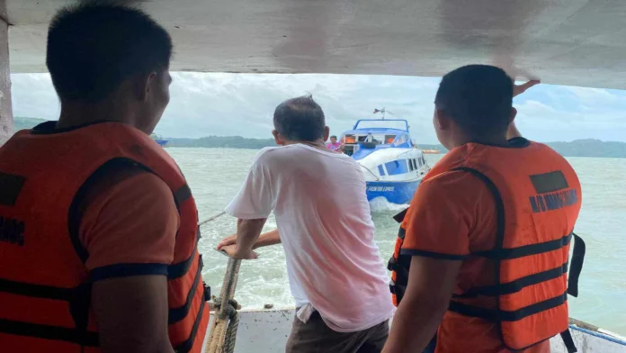 Stranded in Guimaras-Iloilo Strait
