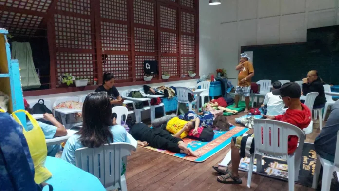 Stranded passengers in Iloilo City