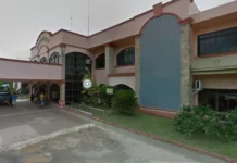 Pila sa mga naaresto nga indibidwal sa Passi City, nagpanindugan nga wala nagpangamot agud nga magbutang sang tarpaulin sa atubang sang Passi City Hall