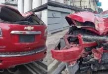 Christmas Day Accident: SUV Driver Who Crashed into a Post in Front of Plaza Libertad Believed to Be Still Drunk