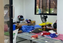 Mga nasunugan sa Tacas, Jaro, Iloilo City, temporaryo nga nagatinir sa Barangay Hall kag Health Center